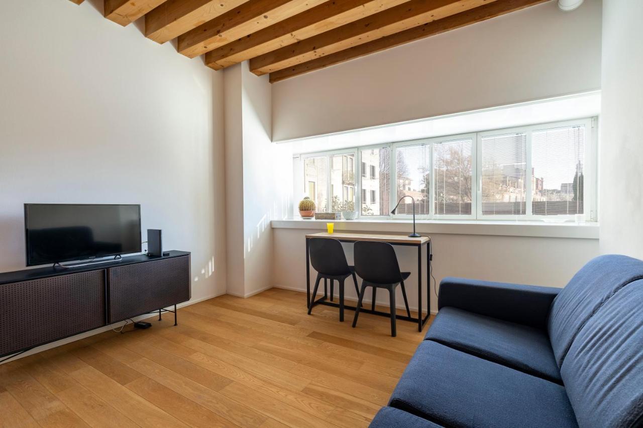 Mel House Apartment เวนิส ภายนอก รูปภาพ