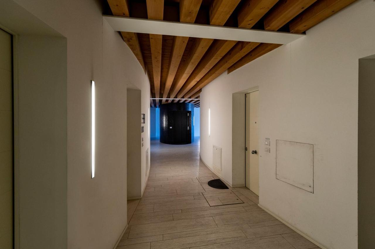 Mel House Apartment เวนิส ภายนอก รูปภาพ